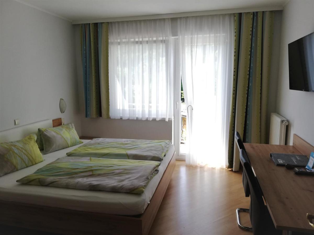 Privatzimmer Langthaler ملك الغرفة الصورة